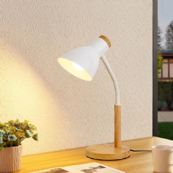 883 Metal table lamps