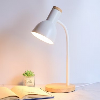 881 Metal table lamps